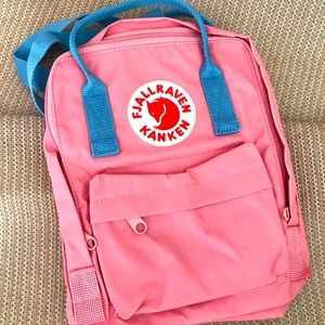 Fjallraven, Kanken Mini Classic Backpack BRAND NEW